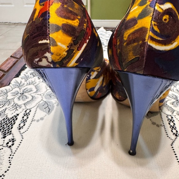 Colorful Women's Heels - Picture 5 of 16